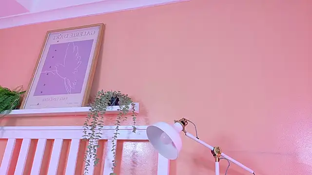 KendalMilleer online show from 12.04.25