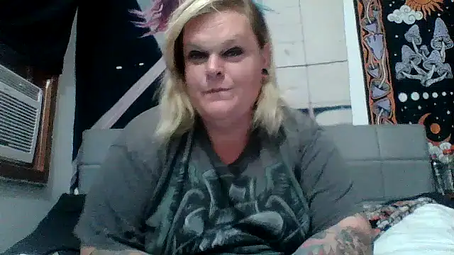 Trans Girl next door420 online show from 07.04.26