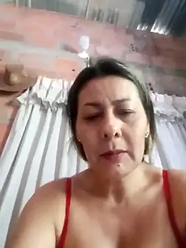 Snapshot of Mia-funny20 chatting on 02.14.25 Mia-funny20 online show from 02.14.25