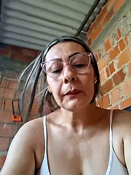 Mia-funny20 online show from 05.10.26