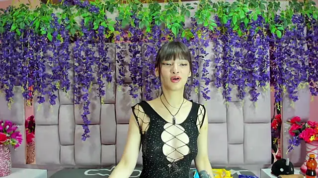 Snapshot of Aurora_18 chatting on 01.30.25 Aurora 18 online show from 01.30.25