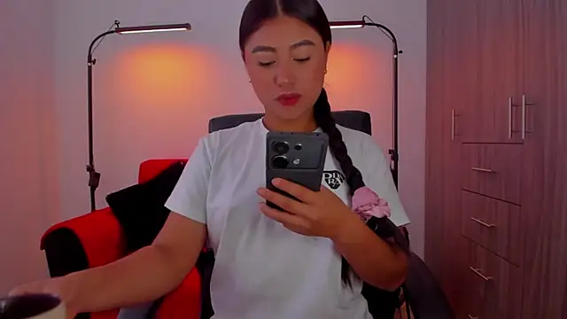 cloy baby   online show from 12.15.25