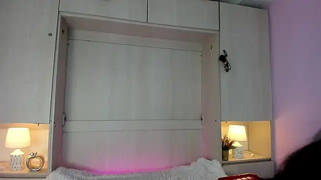 valerymeyerr online show from 10.17.25