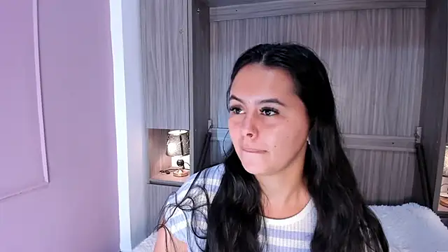 Snapshot of valerymeyerr chatting on 06.17.26 valerymeyerr online show from 06.17.26