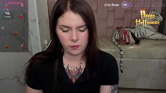 Paula b  online show from 10.15.25