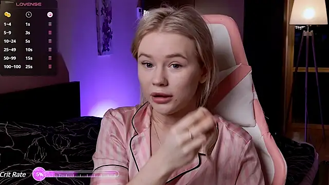 LexieLoree online show from 03.05.25