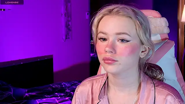 LexieLoree online show from 03.10.25