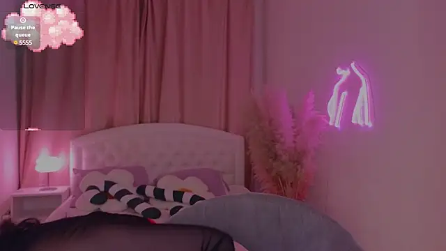 ari rari online show from 12.22.24