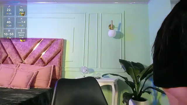 Layna cold online show from 11.21.25