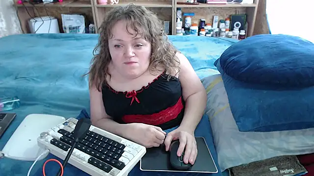 MiniNatalie online show from 09.21.25