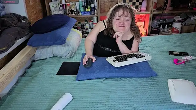 MiniNatalie online show from 11.29.25