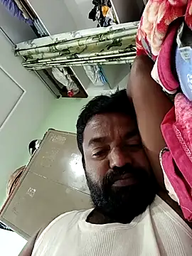 Snapshot of PVNRAO0831 chatting on 10.15.25 PVNRAO0831 online show from 10.15.25