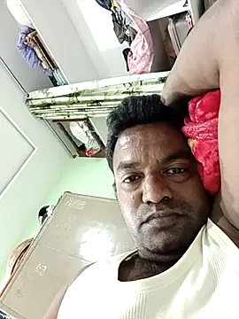 Snapshot of PVNRAO0831 chatting on 10.25.25 PVNRAO0831 online show from 10.25.25