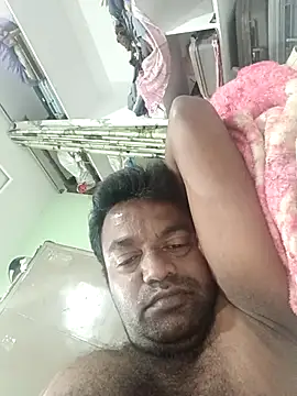 Snapshot of PVNRAO0831 chatting on 10.27.25 PVNRAO0831 online show from 10.27.25