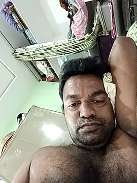 Snapshot of PVNRAO0831 chatting on 10.28.25 PVNRAO0831 online show from 10.28.25