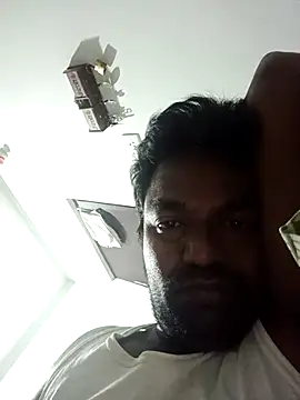 Snapshot of PVNRAO0831 chatting on 11.23.25 PVNRAO0831 online show from 11.23.25