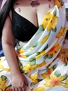 Snapshot of SHUBHI880 chatting on 03.01.26 SHUBHI880 online show from 03.01.26