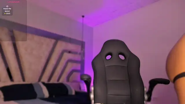  CurlyGirl  online show from 09.12.25