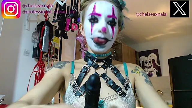 Eloise-brown online show from 09.12.25