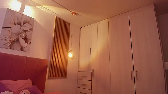 mia nevaeh online show from 09.11.25