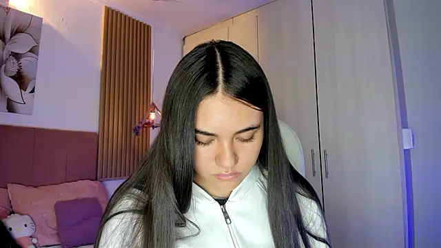 mia nevaeh online show from 03.24.26