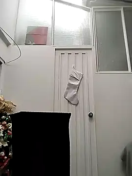 Corina hot online show from 12.14.24