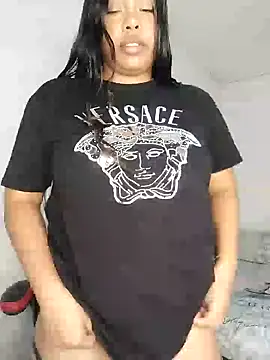 Snapshot of Fanny_Klean chatting on 03.21.25 Fanny Klean online show from 03.21.25