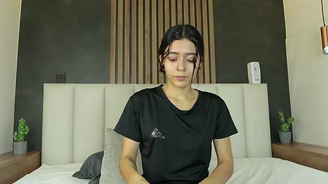 AmyPalmmer online show from 03.13.25