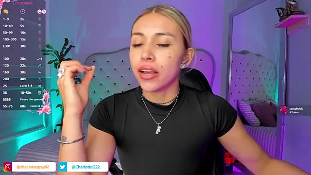 charlotte  grey online show from 02.16.25