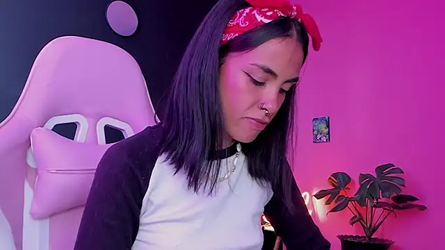 Snapshot of Juanadearco5 chatting on 02.06.25 Juanadearco5 online show from 02.06.25