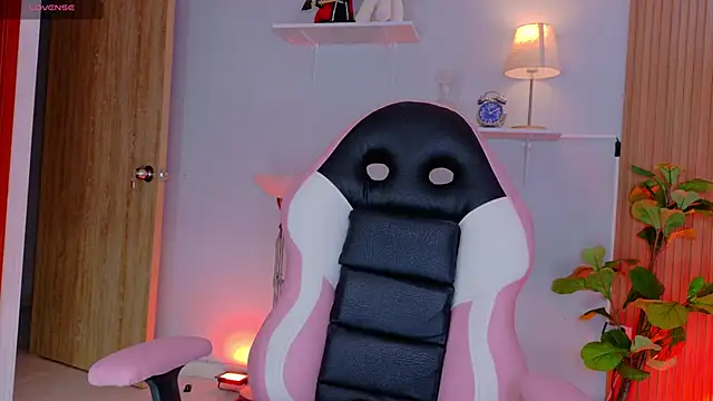 Snapshot of Chris_parker27 chatting on 02.03.26 Chris parker27 online show from 02.03.26