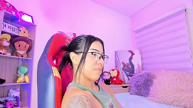 Snapshot of madelyn_rose_ chatting on 02.22.25 madelyn rose online show from 02.22.25