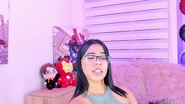 Snapshot of madelyn_rose_ chatting on 03.15.25 madelyn rose online show from 03.15.25