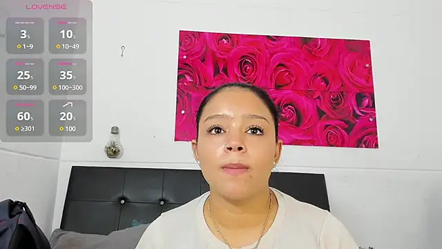 Tiffanny Rose  online show from 12.21.24