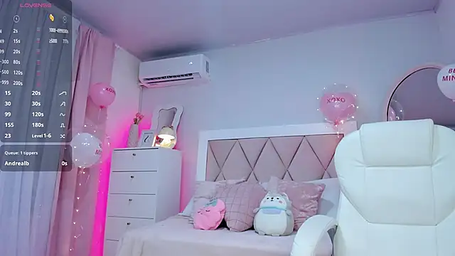 Snapshot of ania_sweet18 chatting on 02.15.25 ania sweet18 online show from 02.15.25