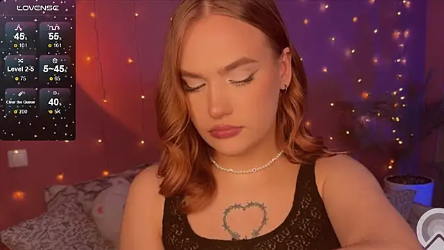 Snapshot of CarolineLovers chatting on 02.28.25 CarolineLovers online show from 02.28.25