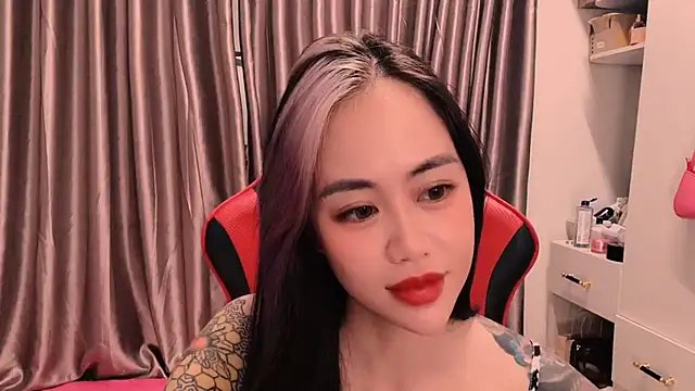 Snapshot of witch-39 chatting on 02.13.26 witch-39 online show from 02.13.26