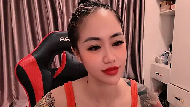 Snapshot of witch-39 chatting on 02.23.26 witch-39 online show from 02.23.26