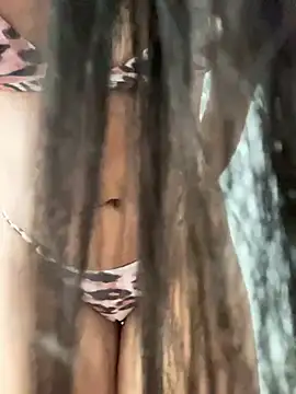 Snapshot of Pinkhotbaby chatting on 02.27.25 Pinkhotbaby online show from 02.27.25