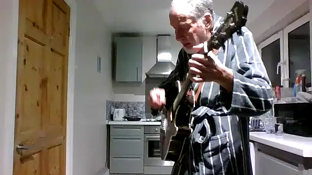 Snapshot of jimmybenido chatting on 01.06.26 jimmybenido online show from 01.06.26