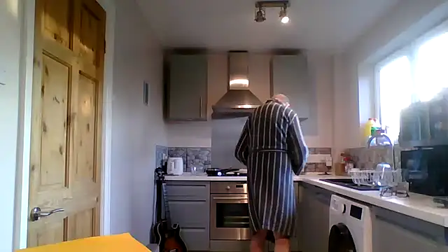 Snapshot of jimmybenido chatting on 03.19.26 jimmybenido online show from 03.19.26