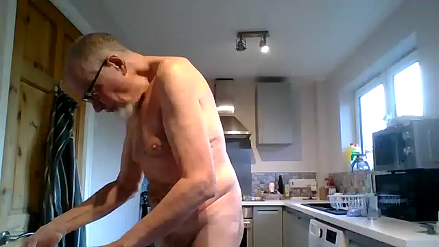 Snapshot of jimmybenido chatting on 03.20.26 jimmybenido online show from 03.20.26