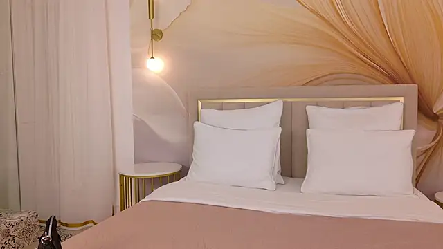 CamillaLarson online show from 02.25.26