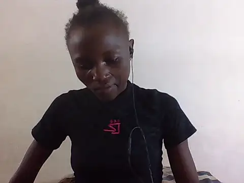 Snapshot of SexyNeedle22 chatting on 02.02.26 SexyNeedle22 online show from 02.02.26