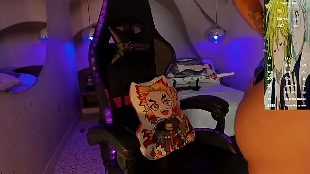 Snapshot of IamNayuta chatting on 03.14.25 IamNayuta online show from 03.14.25