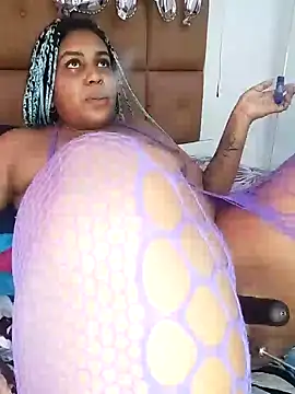 ELLA KELLY online show from 02.25.25