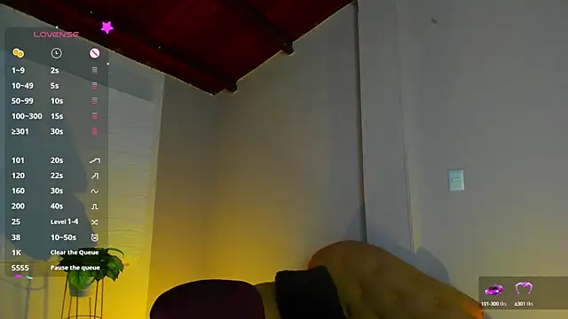 Snapshot of StarMilf chatting on 02.05.25 StarMilf online show from 02.05.25