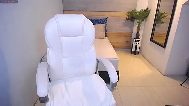 Violetta rainbow online show from 03.21.25