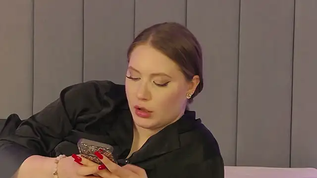 Snapshot of ChloeMarsch chatting on 02.24.25 ChloeMarsch online show from 02.24.25