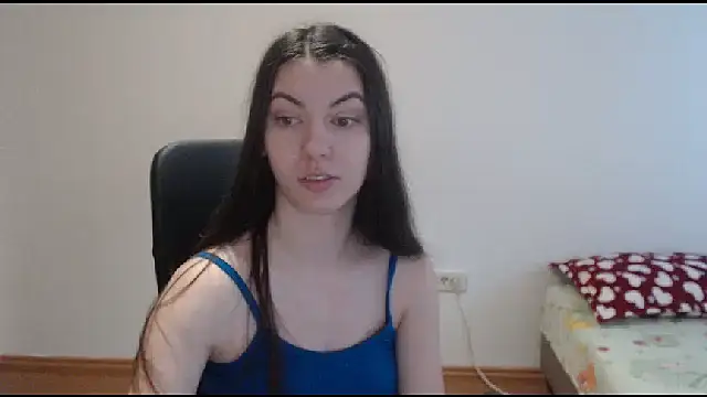 Snapshot of CuteJollie4U chatting on 01.01.25 CuteJollie4U online show from 01.01.25